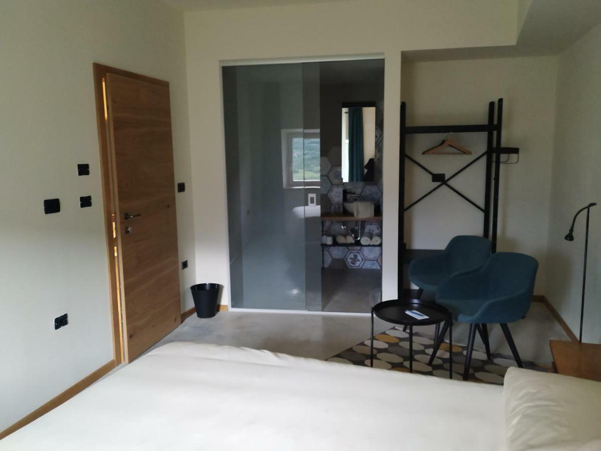 B & W Kriz Bed & Breakfast Ajdovscina Ngoại thất bức ảnh